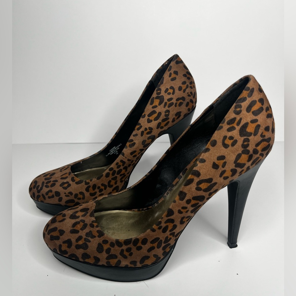 guess heels cheetah print